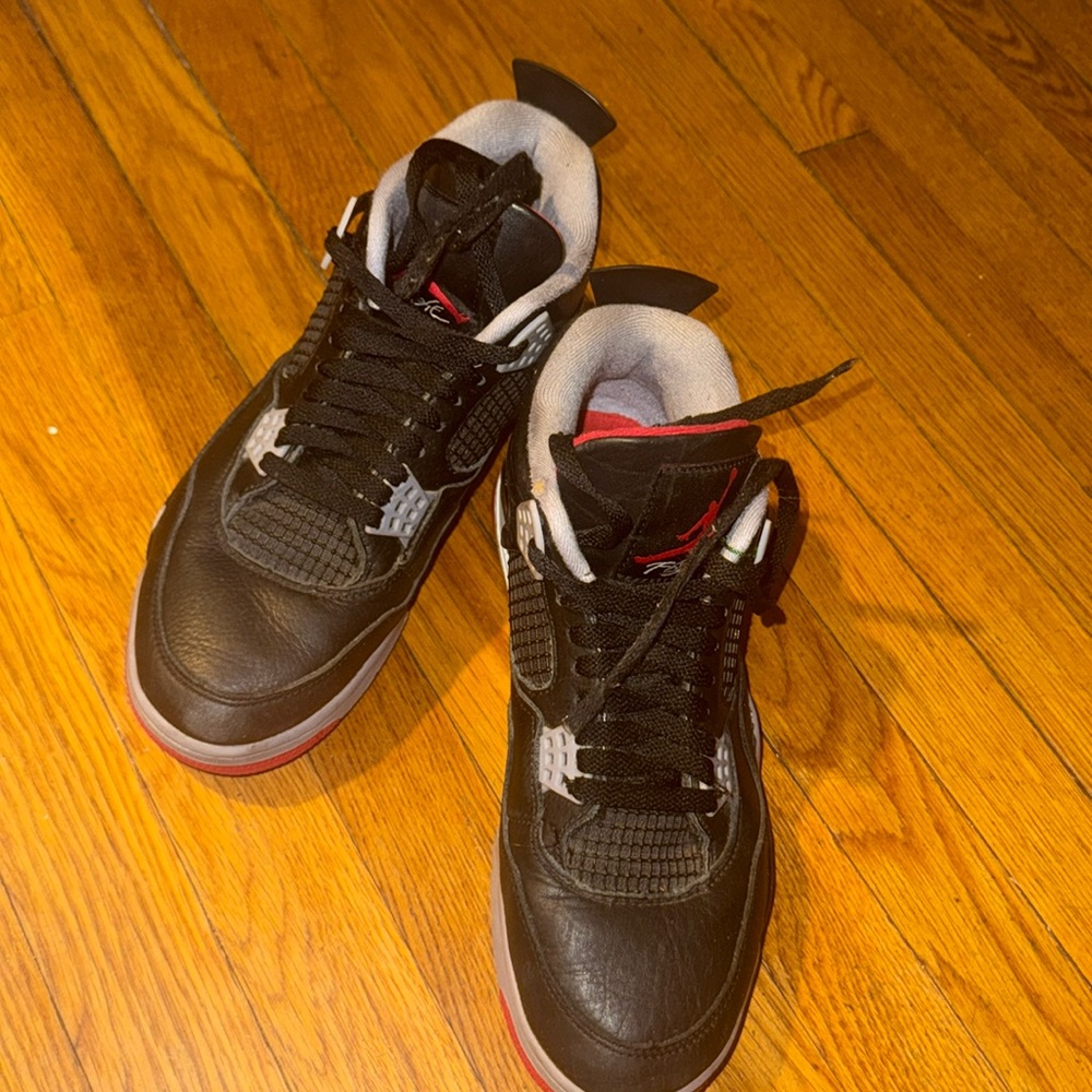 Jordan 4